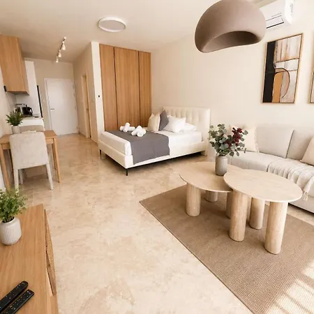Apartman Avalon Gardens A008 - Designer *