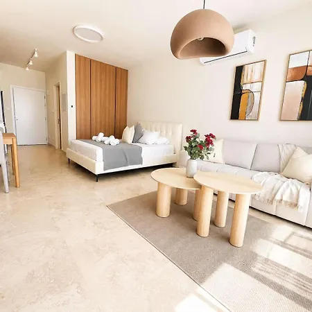 Avalon Gardens A008 - Designer *